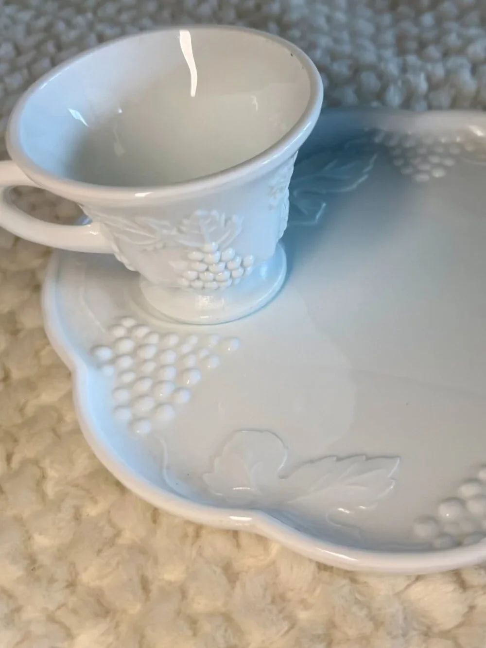 Vintage Milk Glass Harvest Grape Teacup and Snack Plate Set (1 plate, 1 teacup)